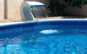 Apartman Matej With Pool Povljana
