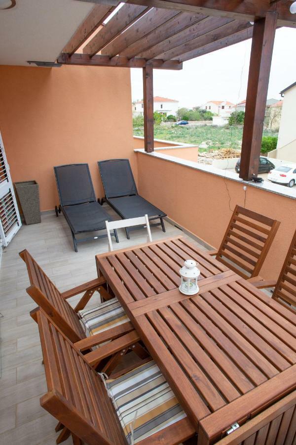 Apartament Apartman Matej With Pool Povljana Zewnętrze zdjęcie