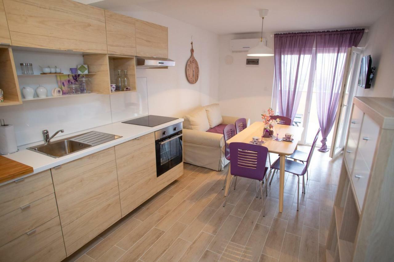 Apartman Matej With Pool Povljana Zewnętrze zdjęcie