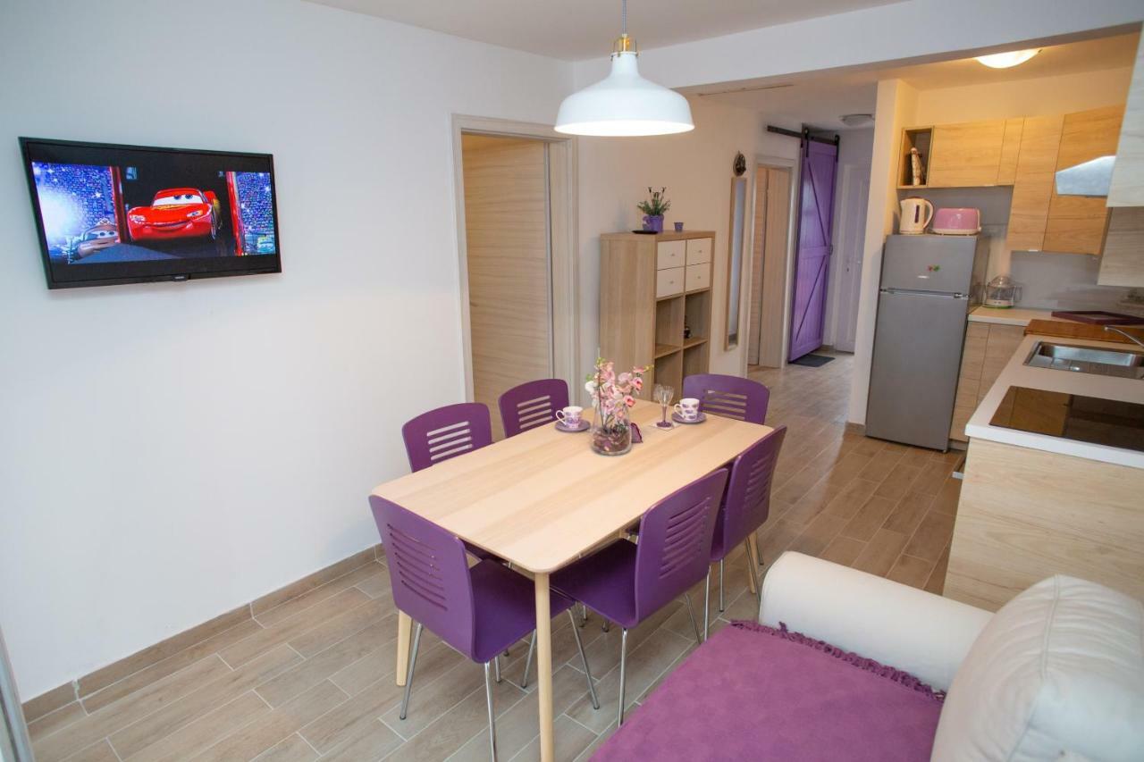 Apartman Matej With Pool Povljana Zewnętrze zdjęcie