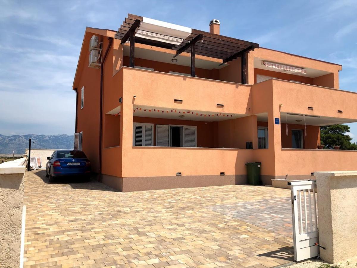 Apartman Matej With Pool Povljana Zewnętrze zdjęcie