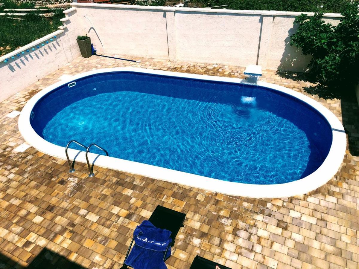 Apartman Matej With Pool Povljana Zewnętrze zdjęcie