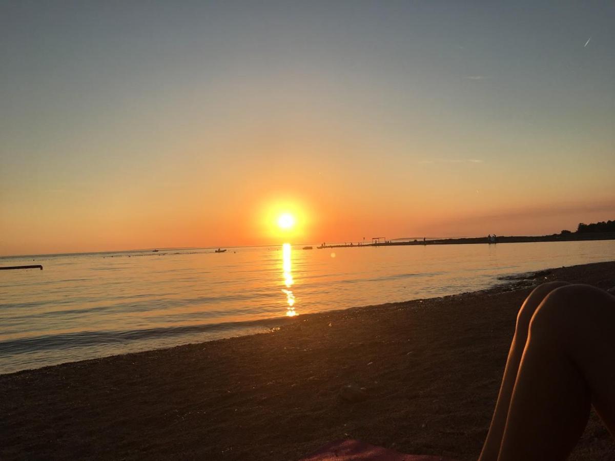 Apartman Matej With Pool Povljana Zewnętrze zdjęcie